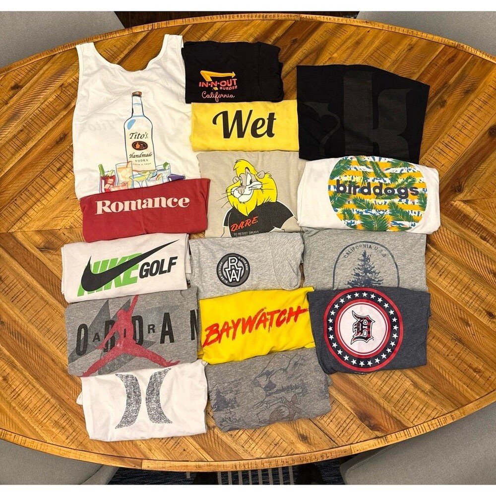 T-shirt bundle - lot of 15 tees